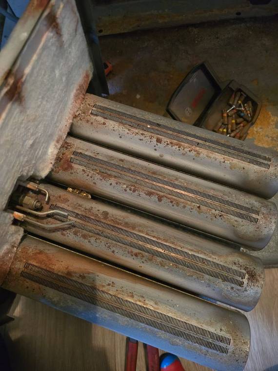 Rampe de brûleurs de chaudière gaz déposée